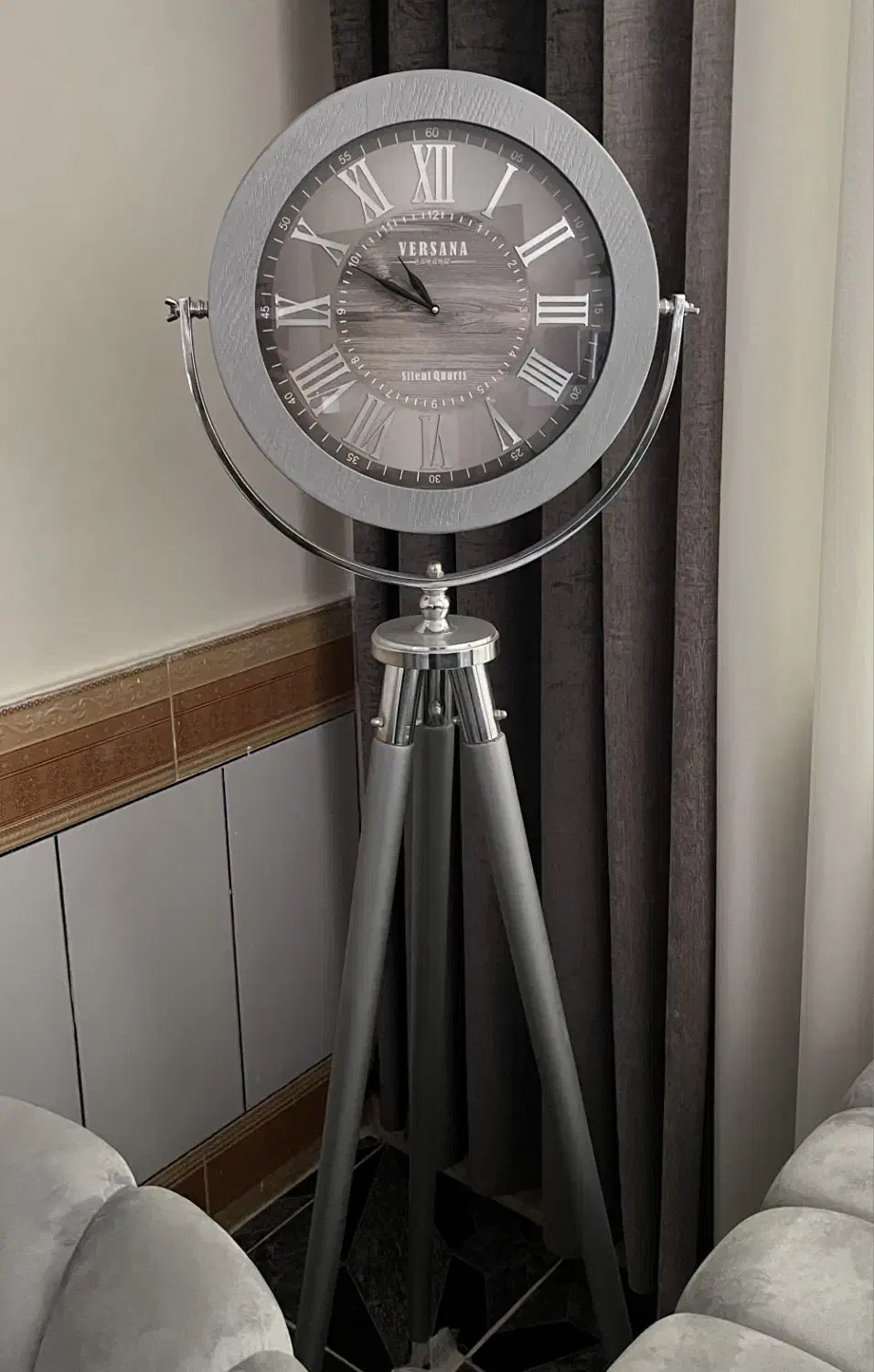 ساعت ایستاده|ساعت|ایذه, |دیوار