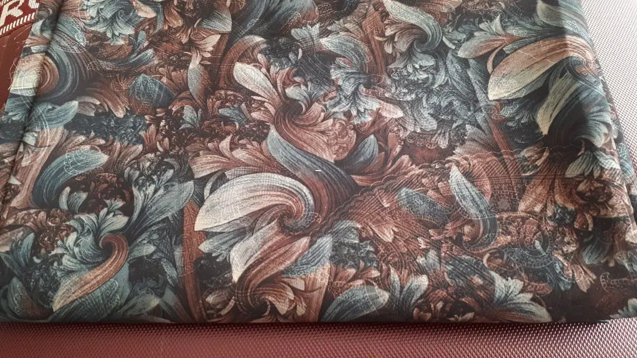 قواره چادر|لباس|یزد, |دیوار