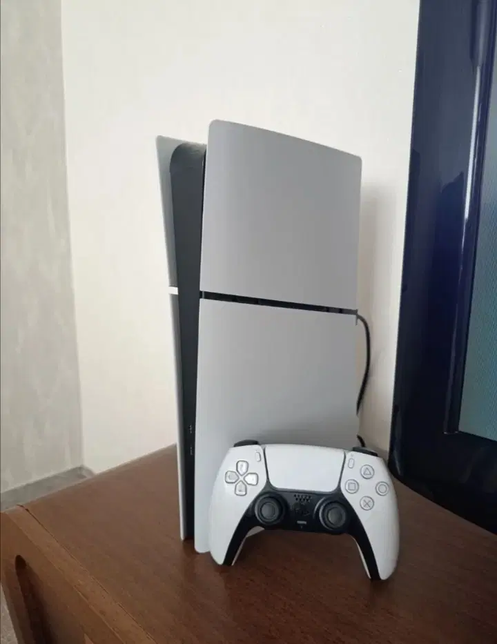 Ps5slim|کنسول، بازی ویدئویی و آنلاین|مشهد, نوفل لوشاتو|دیوار