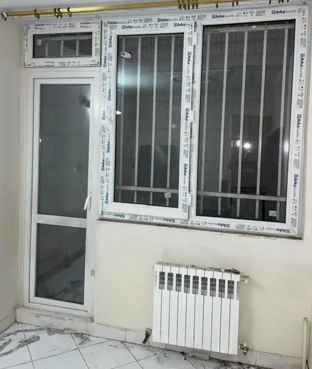 تعمیر و ریگلاژ در و پنجره دوجداره در شهر مهاجران|خدمات پیشه و مهارت|مهاجران, |دیوار