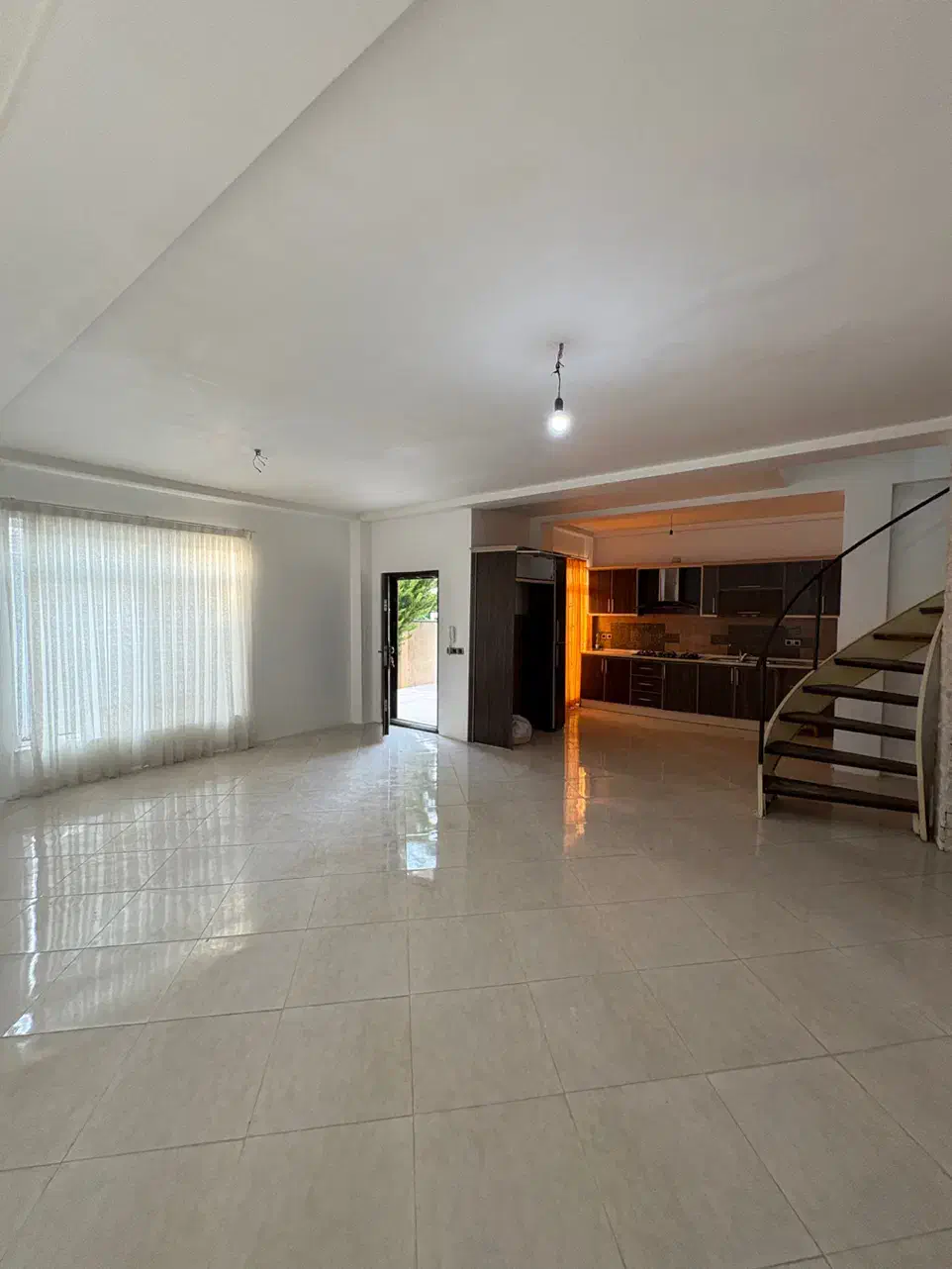 رهن ویلای دوبلکس دربست ۲۵۰متری تنکابن|اجارهٔ خانه و ویلا|تنکابن, |دیوار