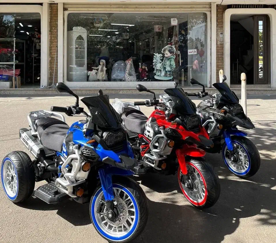 موتور بزرگ سه چرخ/سوئیچ دار /دونفره دسته گازخور|اسباب‌‌بازی|ابهر, |دیوار