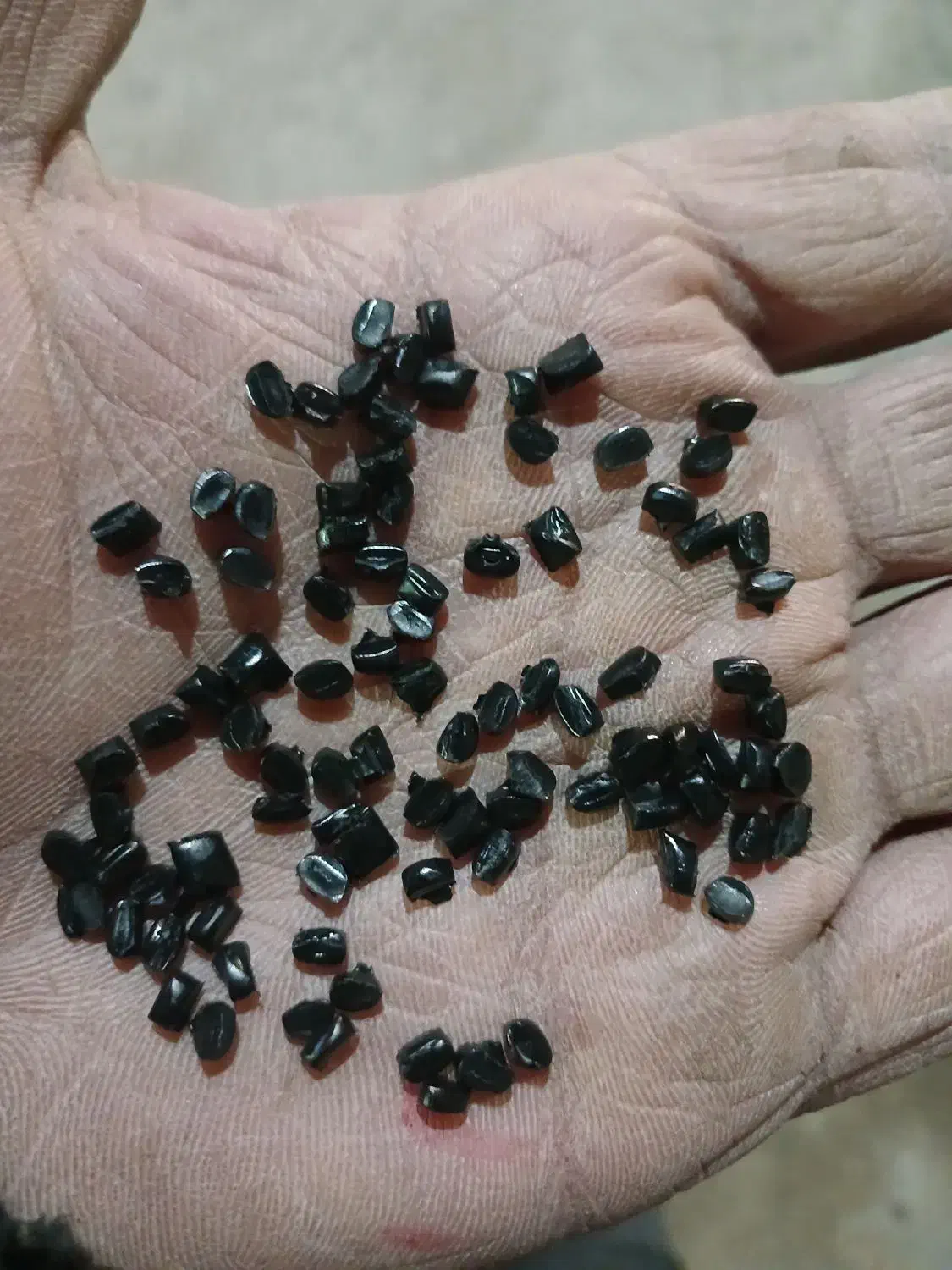 اره آسیاب،کندر و گرانول اجرتی کارمزدی|خدمات پیشه و مهارت|مبارکه, |دیوار