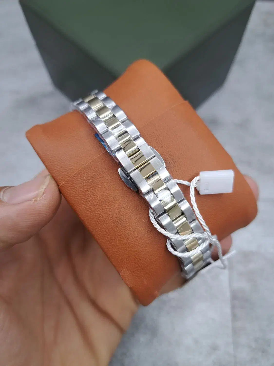 الگانس رویال زنانه دو رنگ صفحه سبز درباری خوشرنگ|ساعت|اصفهان, قائمیه|دیوار