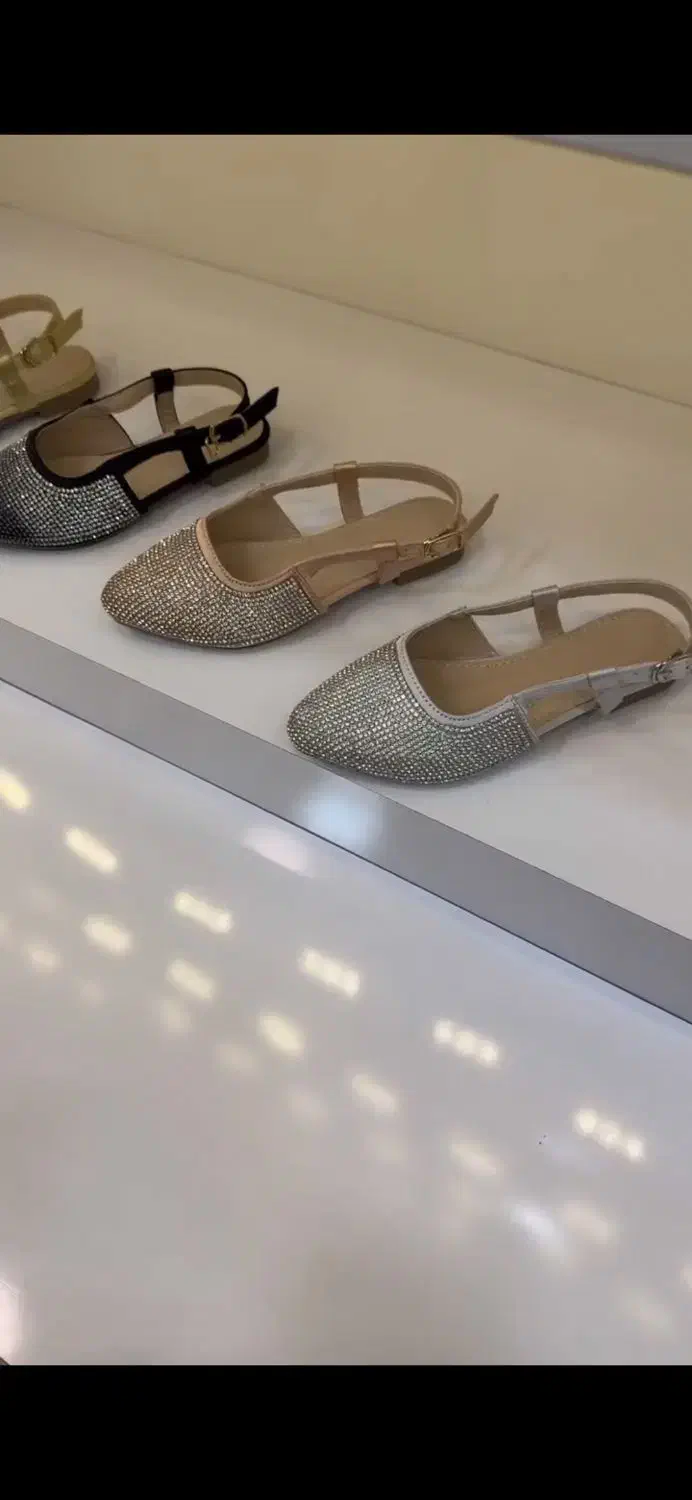 دمپایی و کفش  بچگانه|کفش و لباس بچه|زاهدان, |دیوار