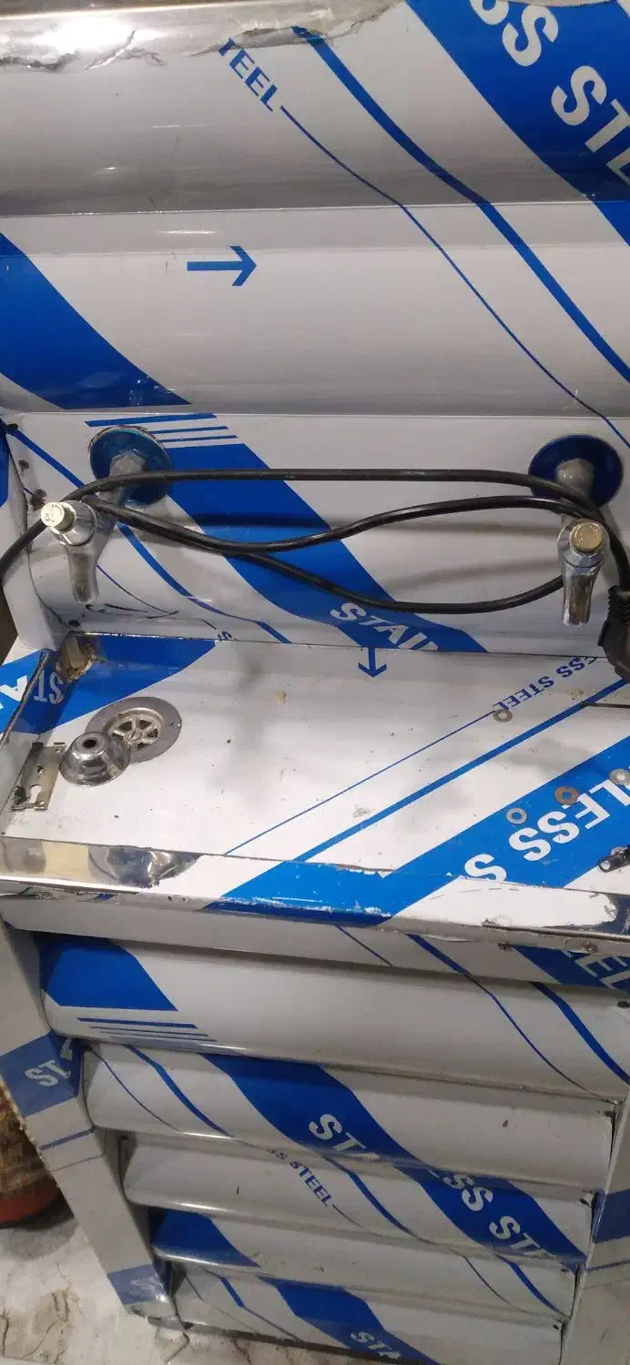 ابسرد کن دو شیر|آب‌سردکن و تصفیه آب|رشت, معلولین|دیوار