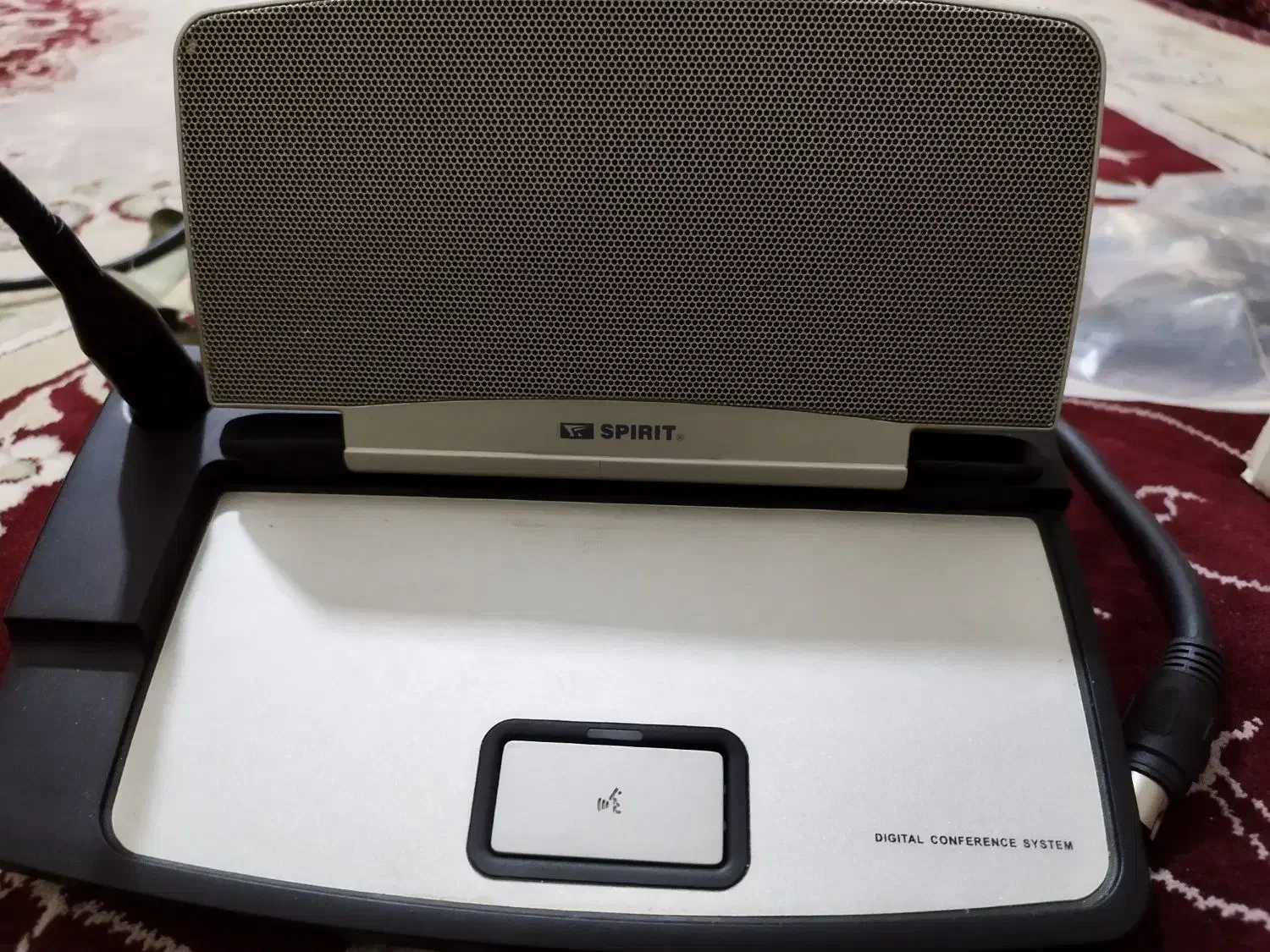 1عدد میکروفن|صوتی و تصویری|قرچک, زیبا شهر|دیوار