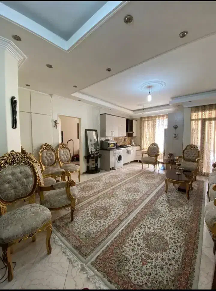 آپارتمان 114متری عطار فرعی 2 شرقی|فروش آپارتمان|شاهینشهر, عطار|دیوار