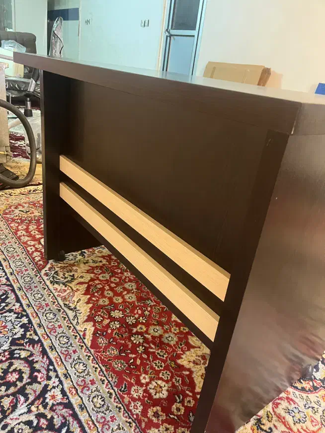 میز دخل یا تحریر با ۲کشو|مبلمان اداری|دامغان, |دیوار