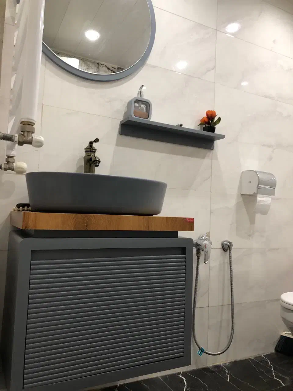 روشویی کابینتی توالت فرنگی کد۱۶/سینک/گاز/هود|لوازم سرویس بهداشتی|رودهن, |دیوار