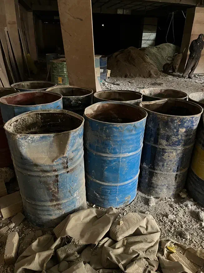 قیر اصفهان درجه ۱|مصالح و تجهیزات ساختمان|خرم‌آباد, |دیوار