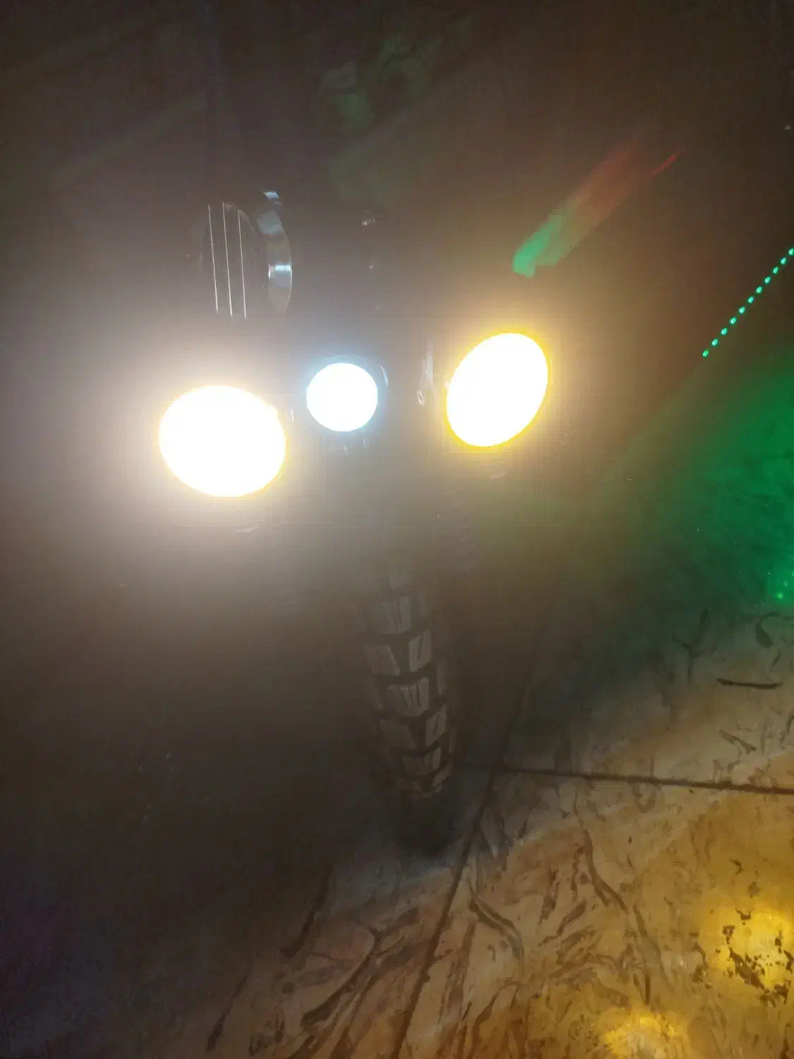 اسکوتر برقی همراه با شارژر|دوچرخه، اسکیت، اسکوتر|مبارکه, |دیوار