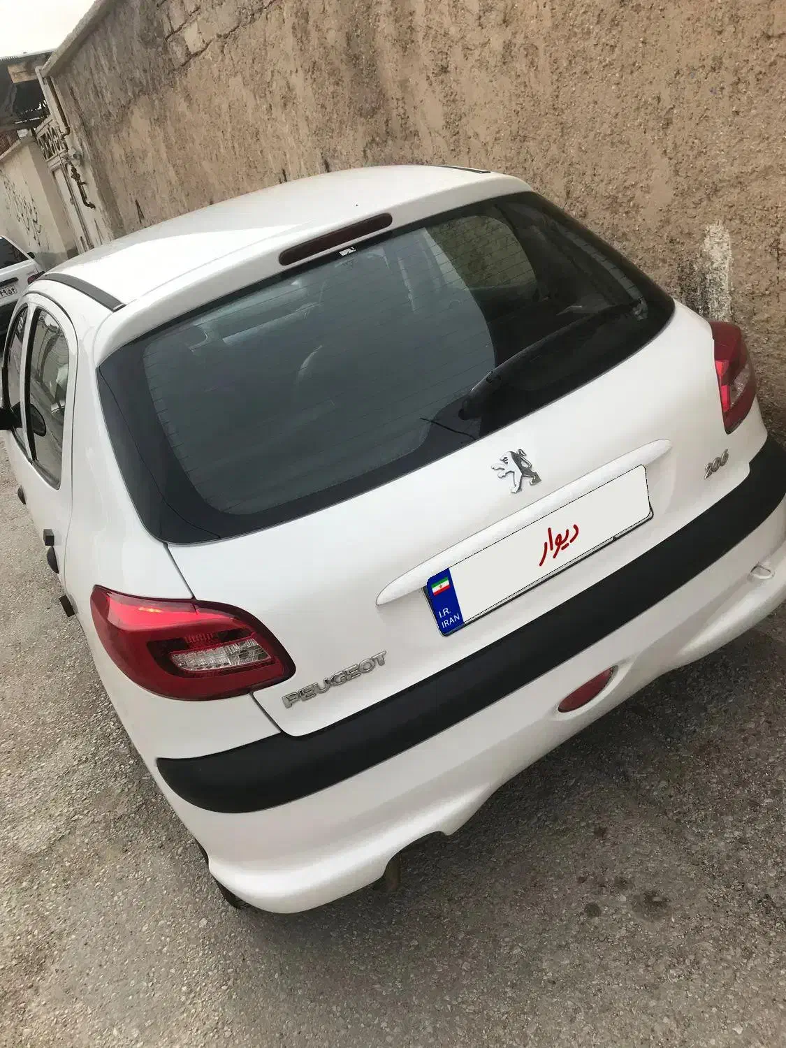 ماشین ۲۰۶مدل ۹۶|خودرو سواری و وانت|داراب, |دیوار