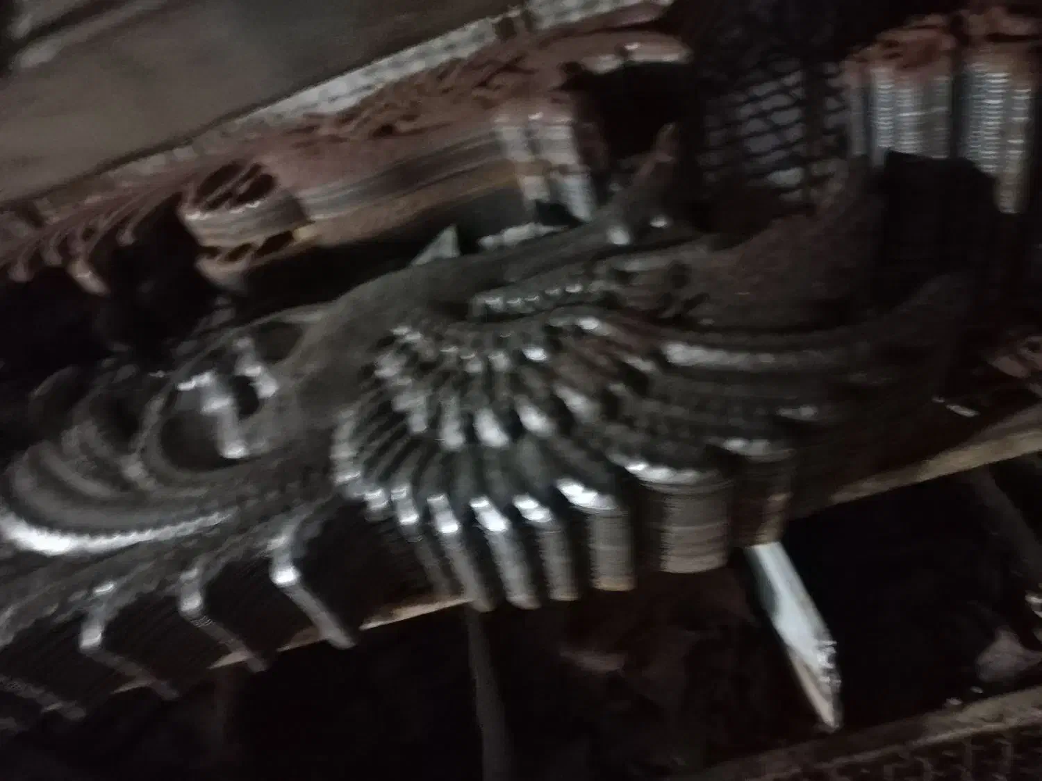 گل فرفورژه آهنی نرده ودرب|مصالح و تجهیزات ساختمان|کومله, |دیوار