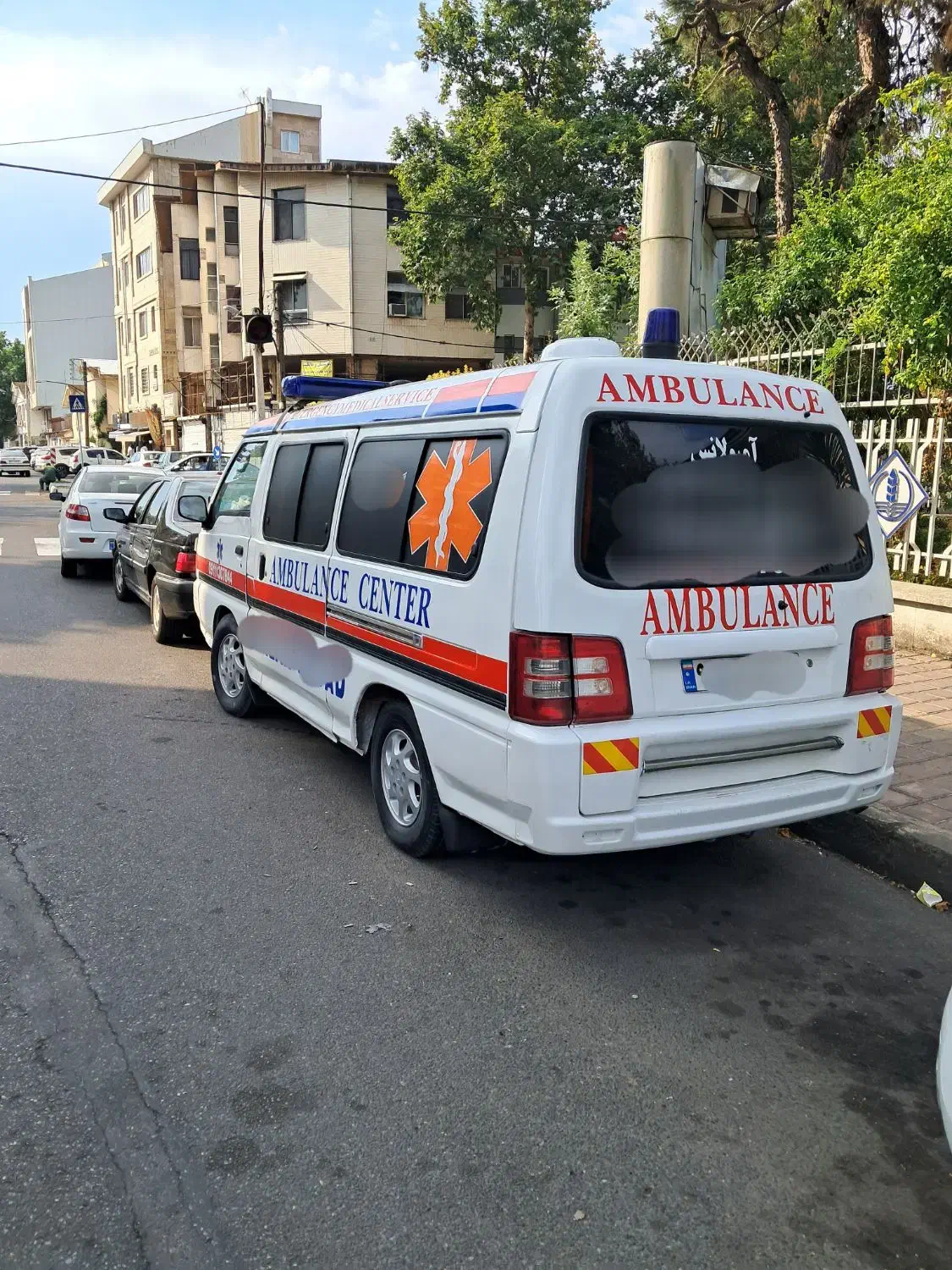 آمبولانس دلیکا ۲۴۰۰|خودرو سواری و وانت|تهران, آرارات|دیوار