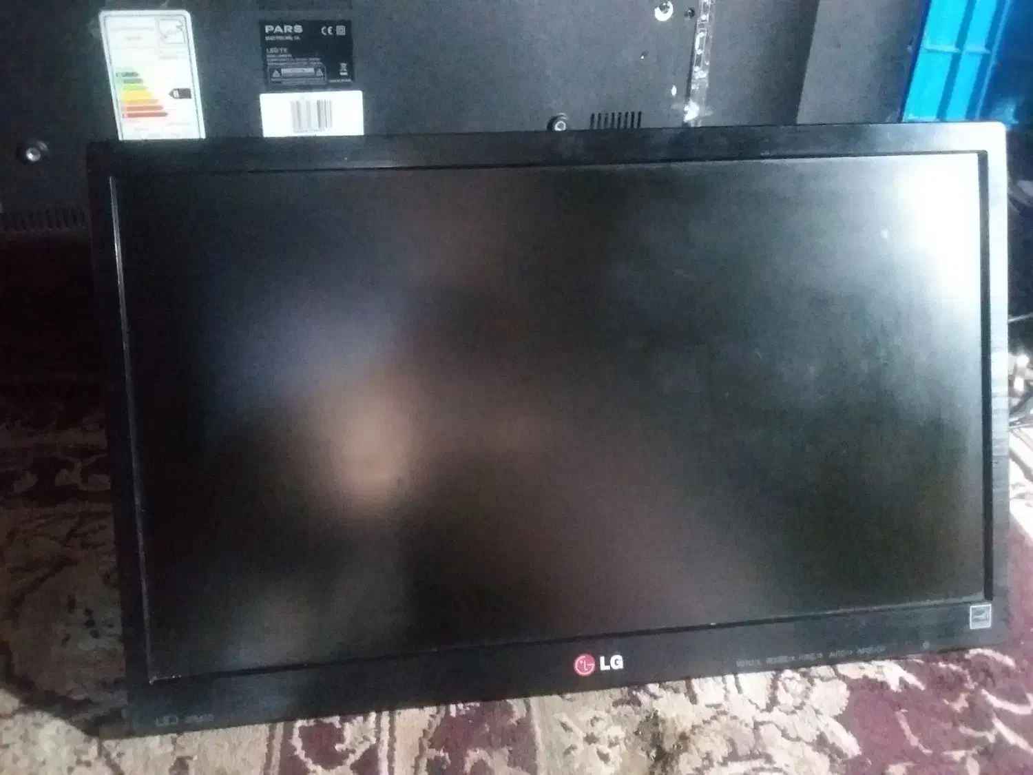 مانیتور سالم سالم ۳تومن|قطعات و لوازم جانبی رایانه|شاهرود, |دیوار