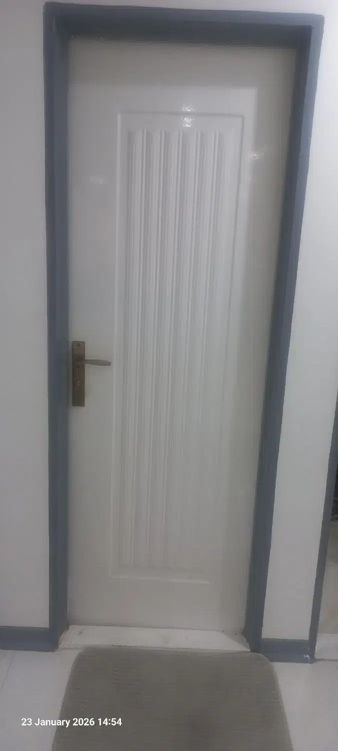 فروش دوعدد درب چوبی pvc|لوازم سرویس بهداشتی|اهواز, فولادشهر|دیوار