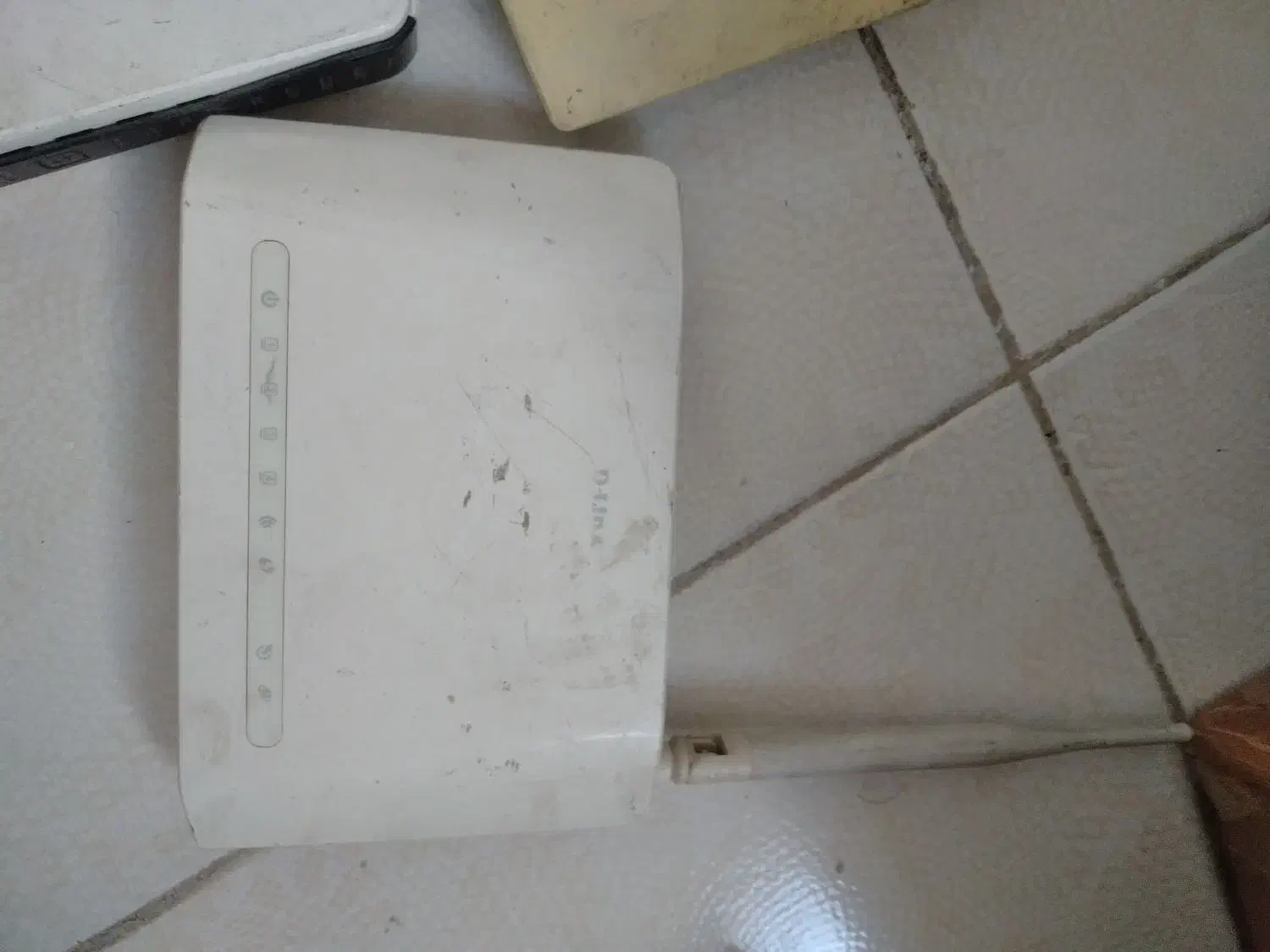 مودم|مودم و تجهیزات شبکه|پرند, فاز ۴|دیوار