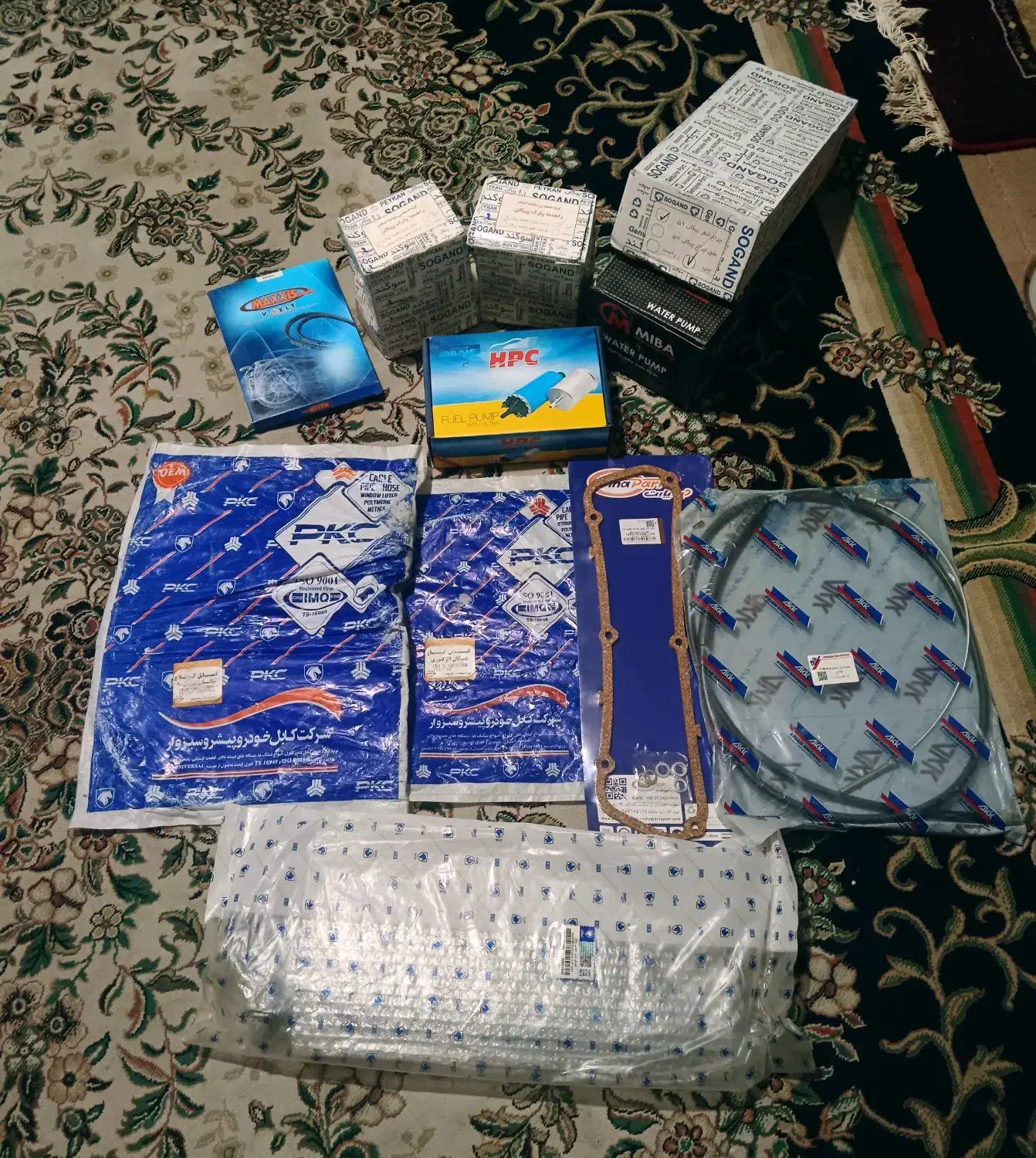 لوازم یدکی و جانبی خودرو پیکان|قطعات یدکی و لوازم جانبی|کرمان, |دیوار