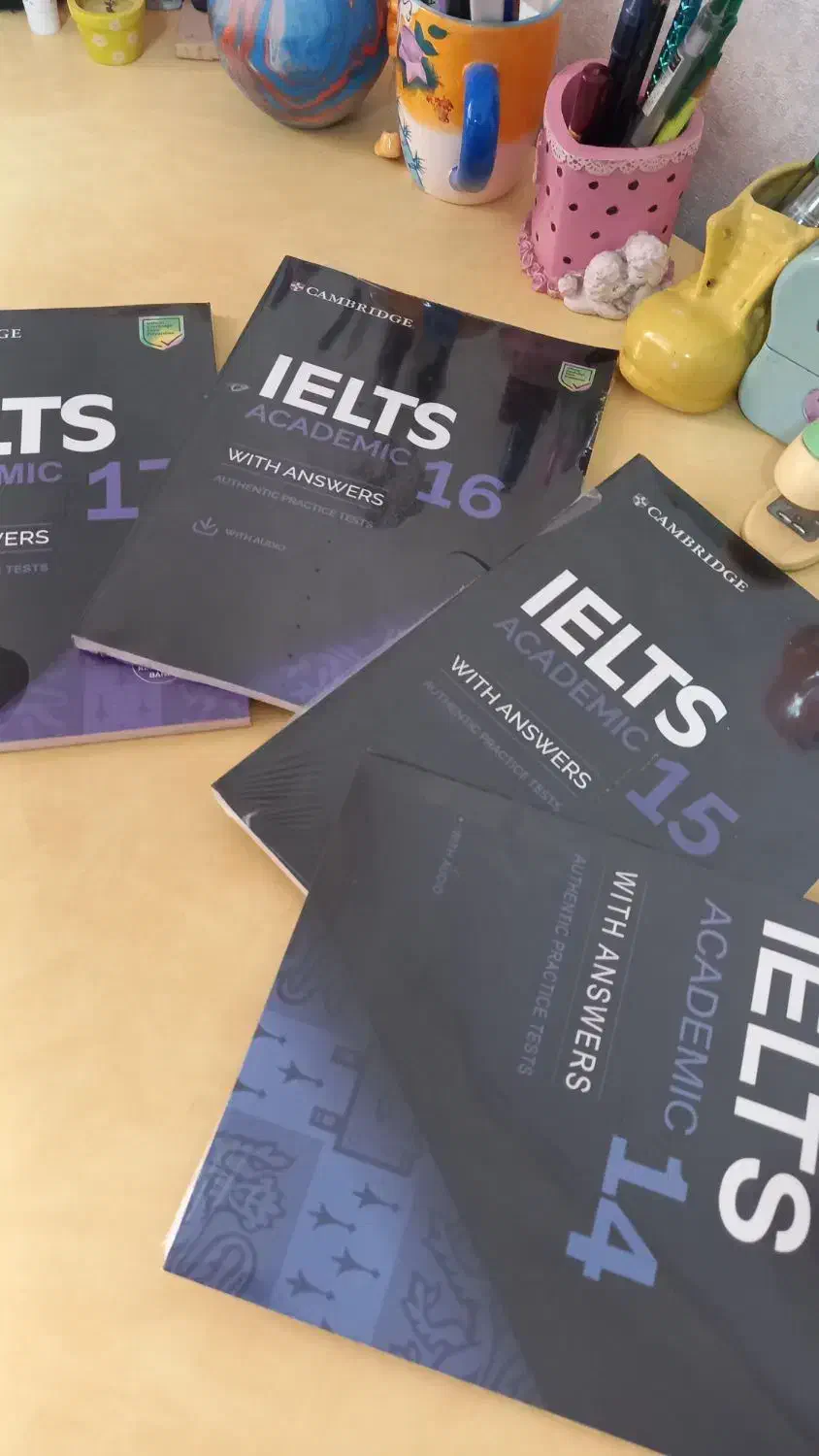 مجموعه کتاب های کمبریج آیلتس اکادمیک|کتاب و مجله آموزشی|رشت, معلم|دیوار