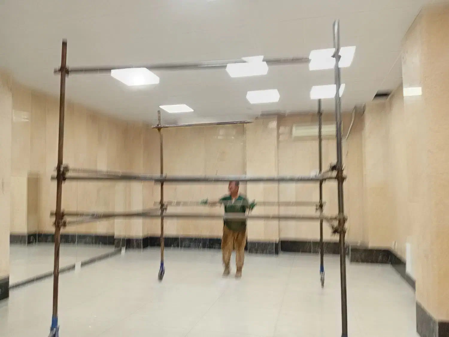 داربست فلزی|خدمات پیشه و مهارت|پرند, فاز ۶|دیوار