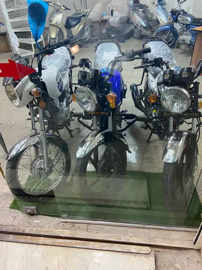 طرح باکسر اقساطی بدون سود|موتورسیکلت|قم, پشت انبار نفت|دیوار