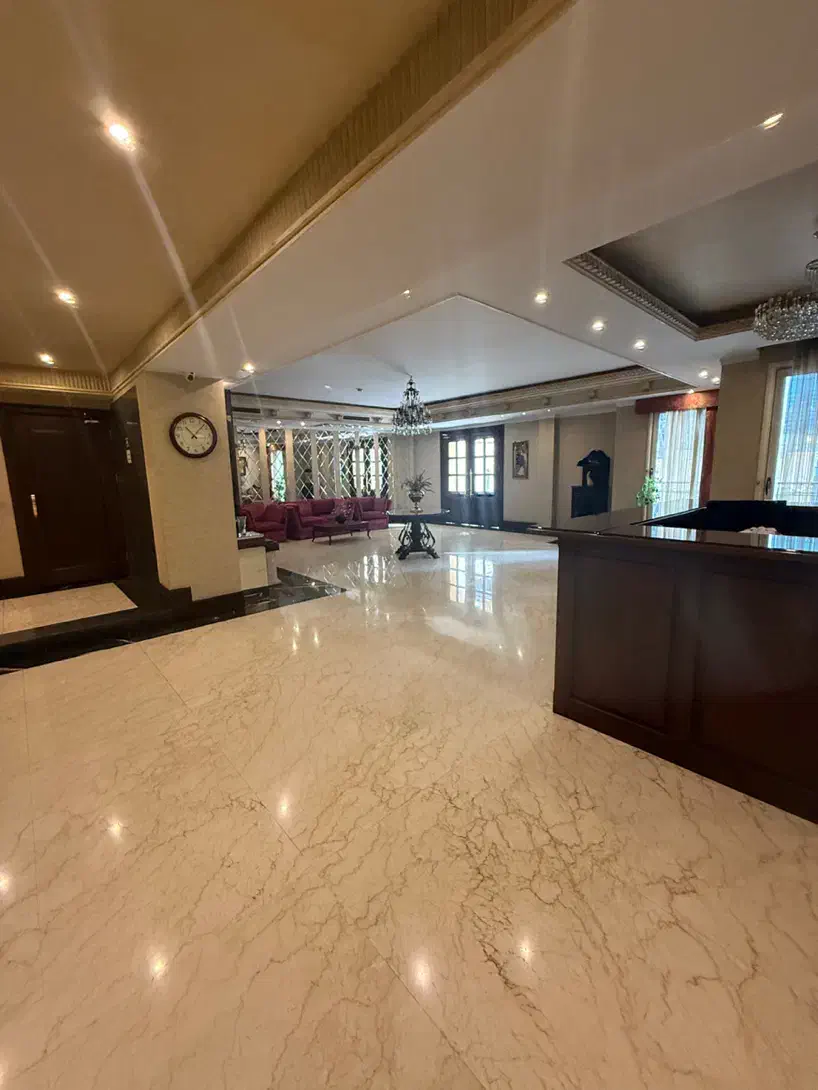 زعفرانیه ۲۳۰ متر آپارتمان لوکس