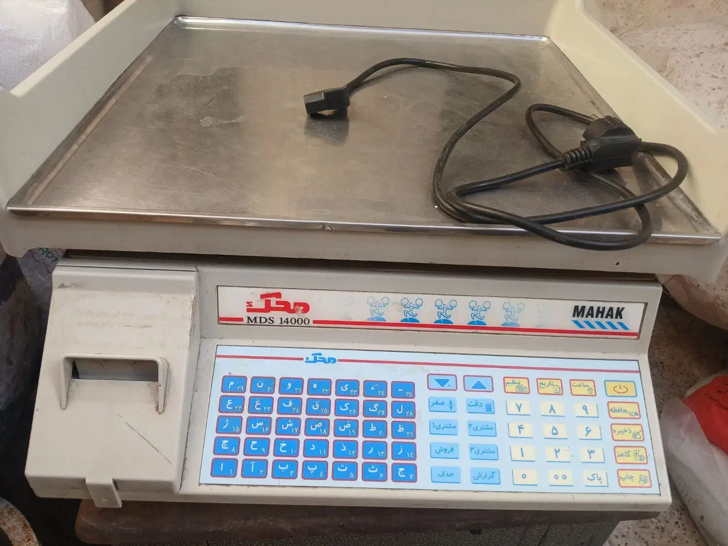 ترازو ۷۰ کیلو محک باسکول ۵۰۰ کیلو|فروشگاه و مغازه|مشهد, کوی المهدی|دیوار