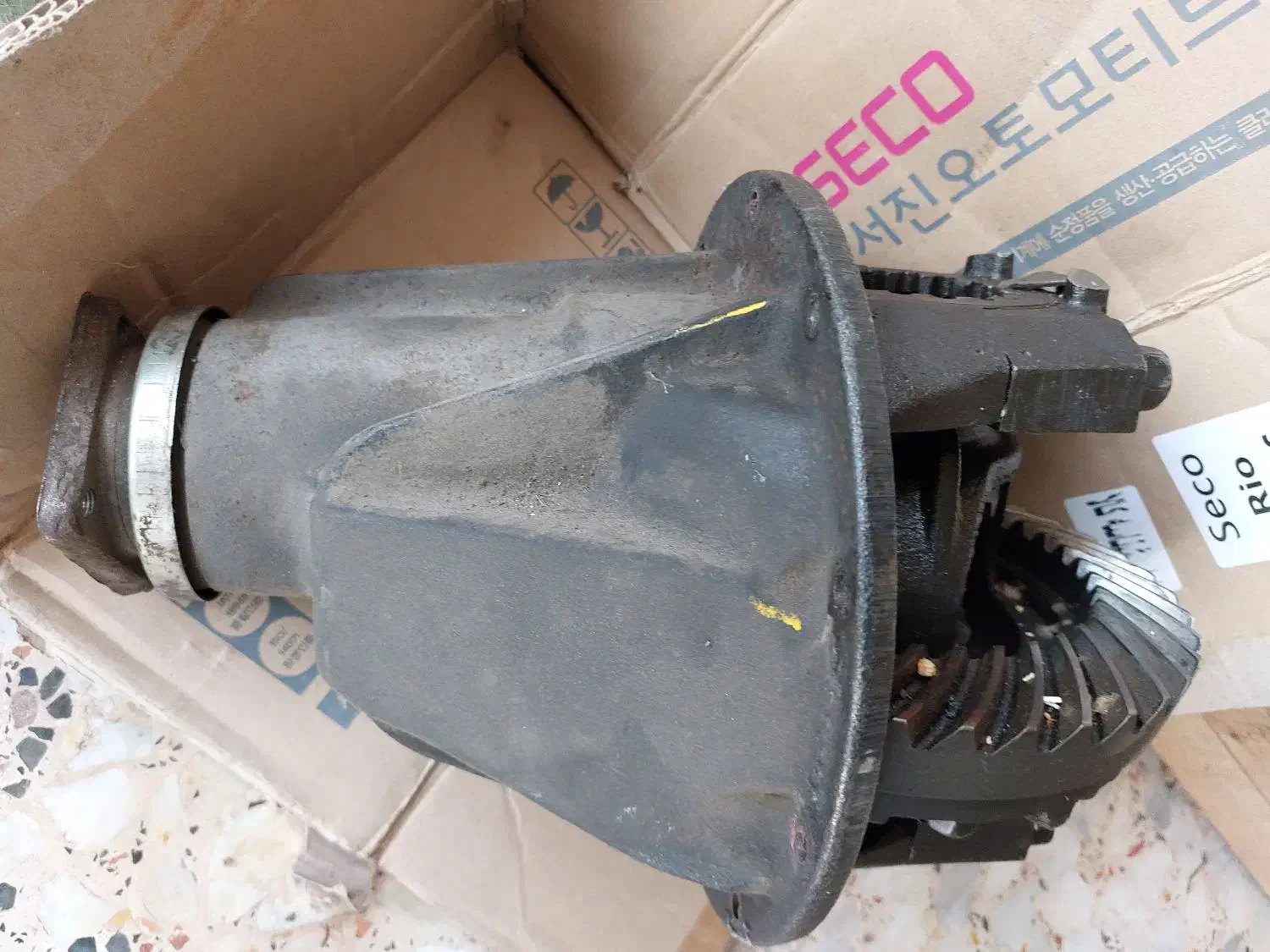 دیفرانسیل یا کله گاوی مزدا کارا ۲۰۰۰|قطعات یدکی و لوازم جانبی|آستانه اشرفیه, |دیوار