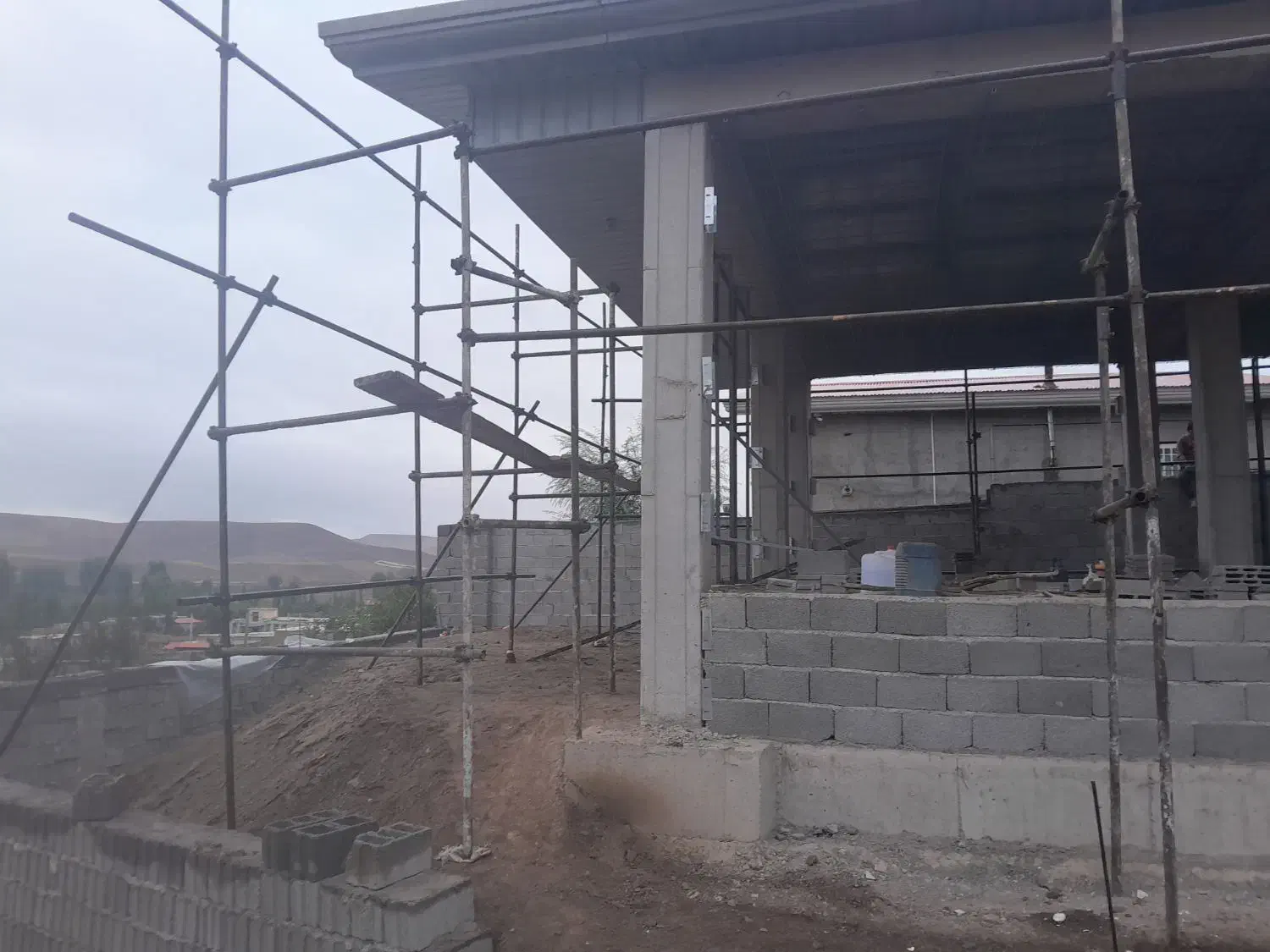 داربست اصغر،چهارپایه،نما،بنر ونصب در روستاهاوحیران|خدمات پیشه و مهارت|اردبیل, |دیوار