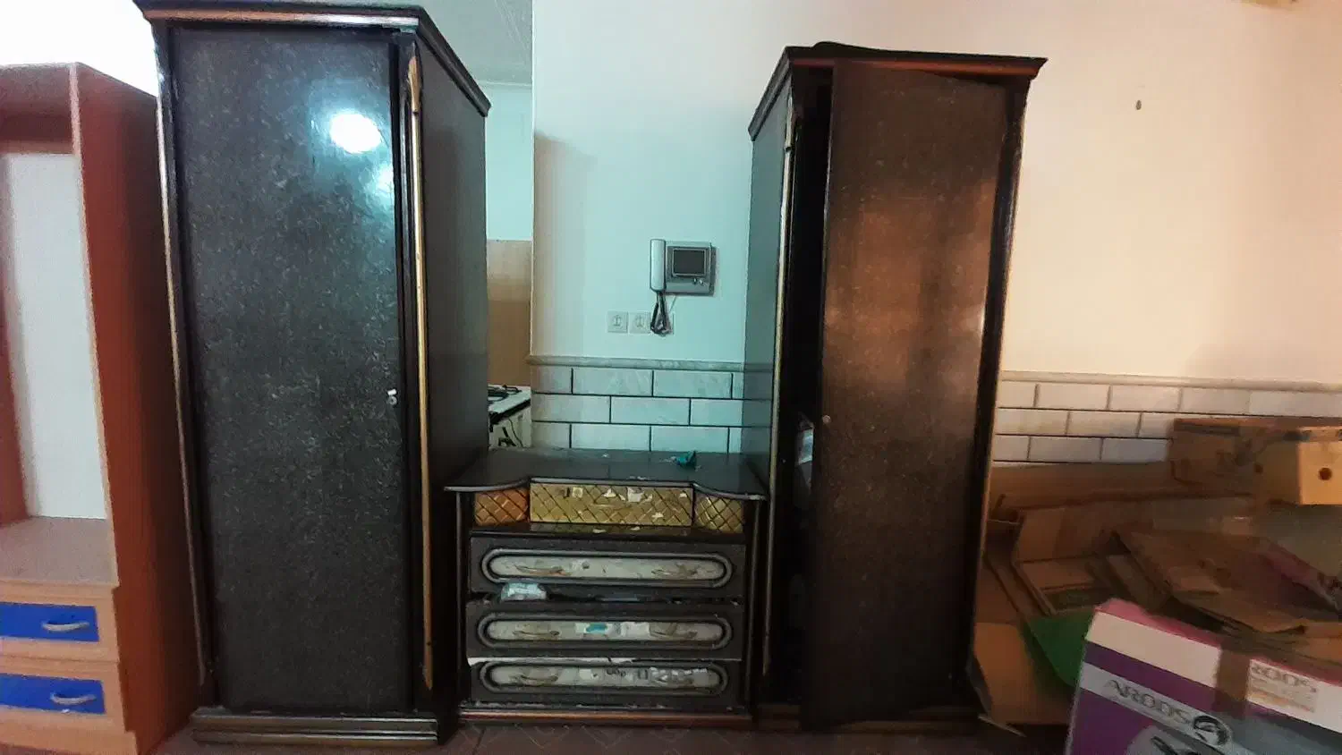 کمد و ویترین محکم|حراج|قم, باجک یک|دیوار