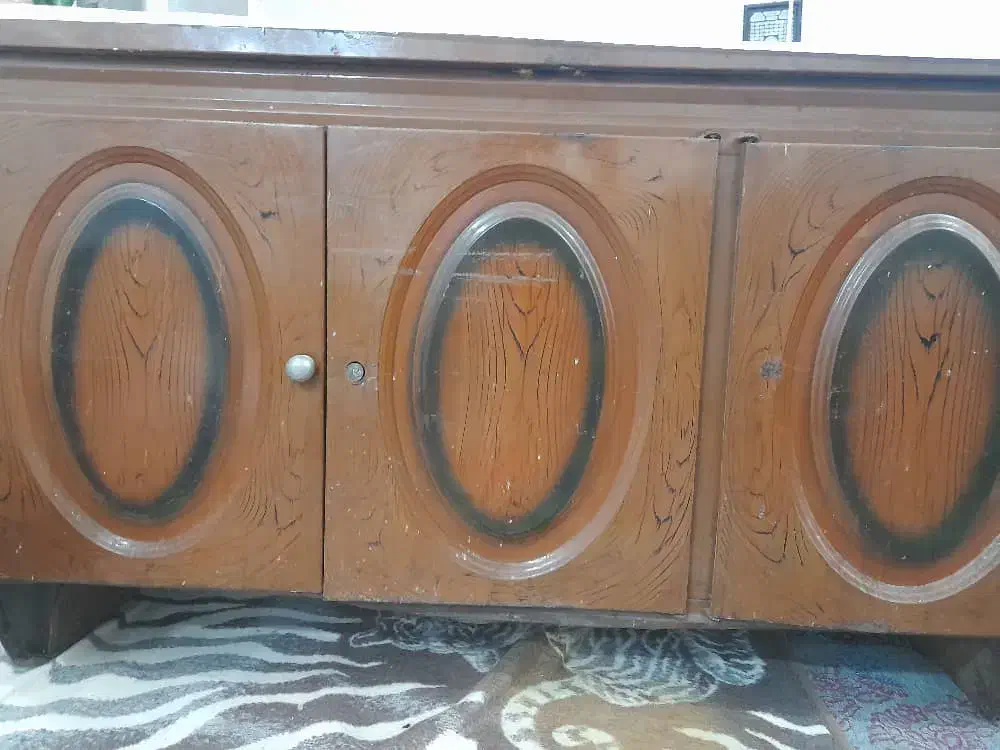 کمد قدیمی|جاکفشی، کمد، دراور|بندر گناوه, |دیوار