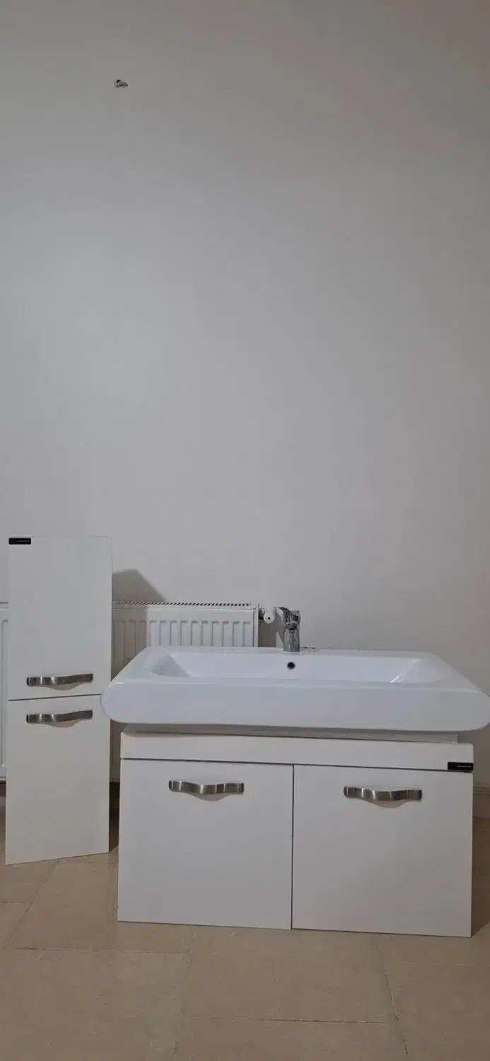 روشویی برند بومرنگ|لوازم سرویس بهداشتی|اندیشه, اندیشه فاز ۶|دیوار