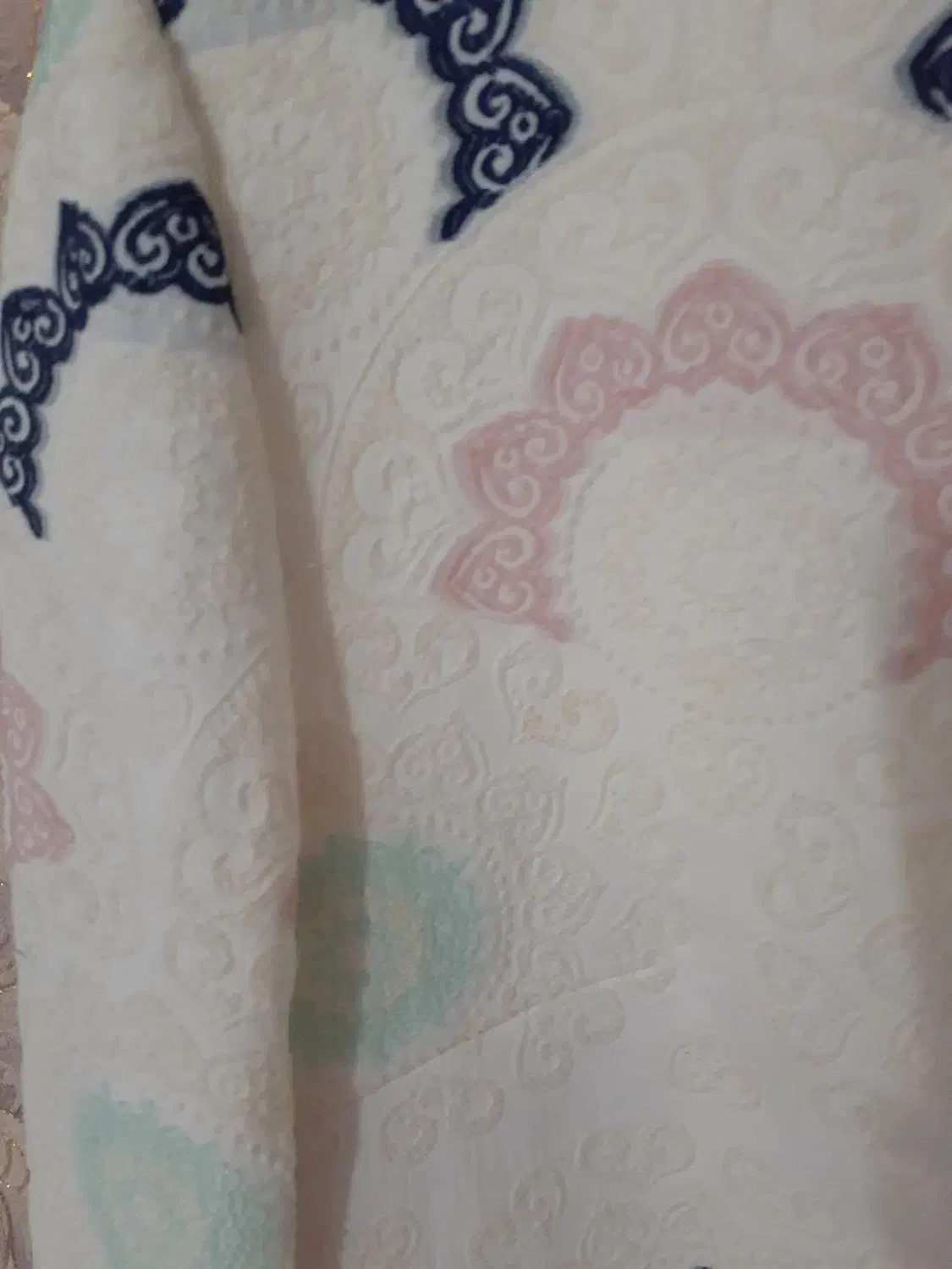 لباس ها ی نو|لباس|اندیشه, شهرک مریم|دیوار