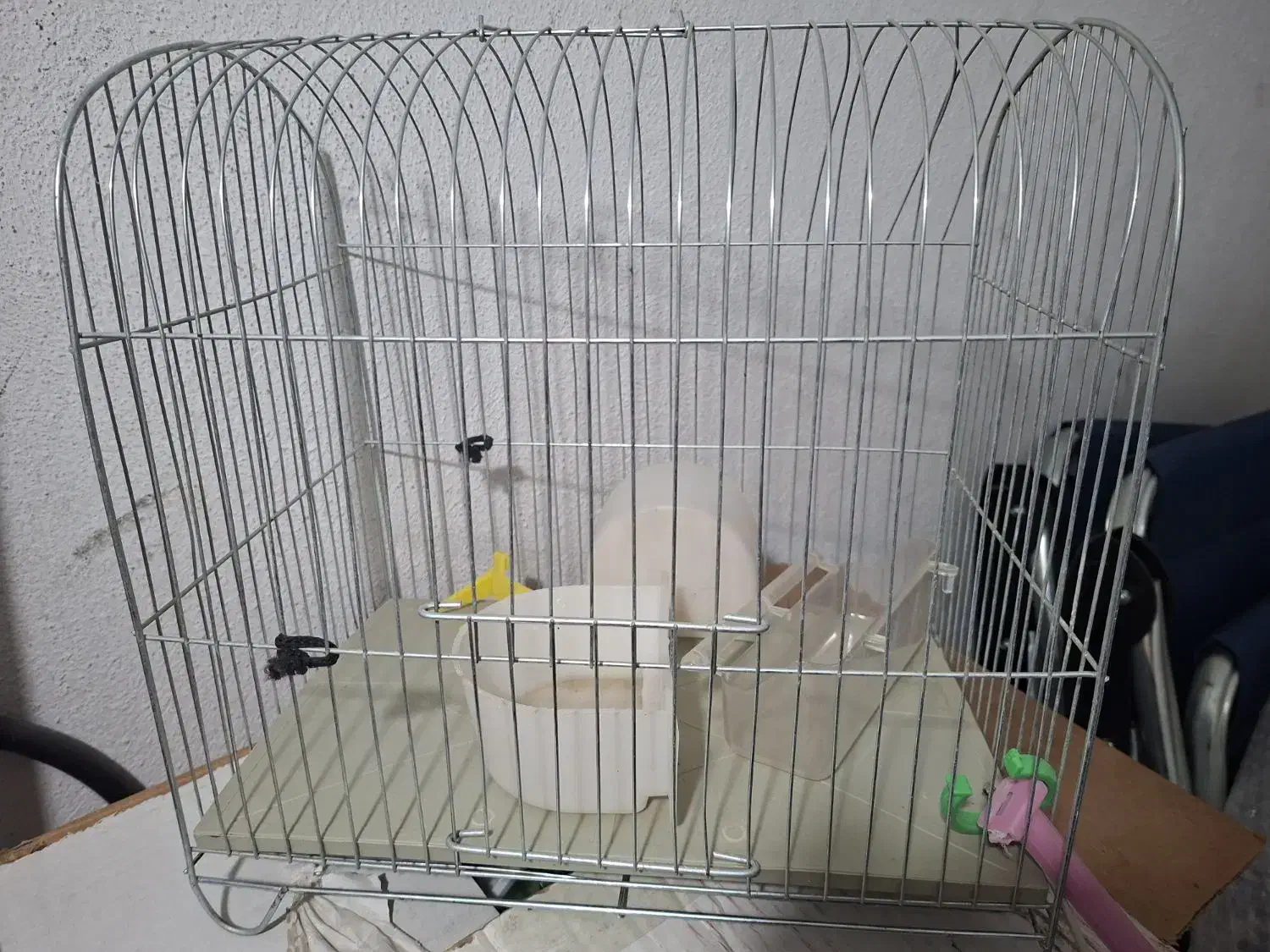 قفس کوچک|لوازم جانبی حیوانات|هشتگرد, فاز ۱ مهستان|دیوار