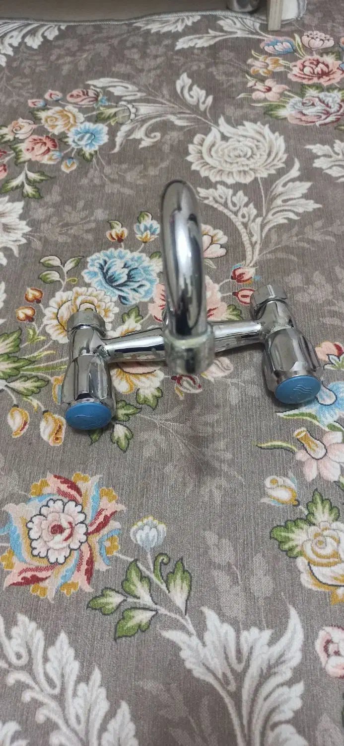 شیر دیواری ظرفشوی و شیر دوش حمام|لوازم سرویس بهداشتی|کرمانشاه, |دیوار