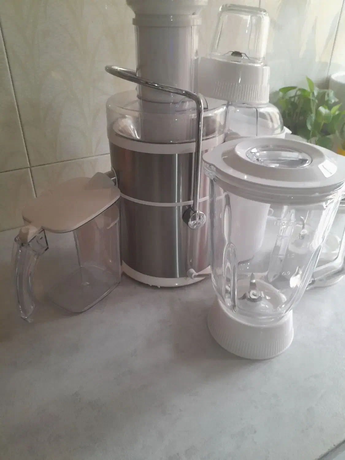 آبمیوه گیری|آبمیوهگیر و آبمرکباتگیر|ملایر, |دیوار