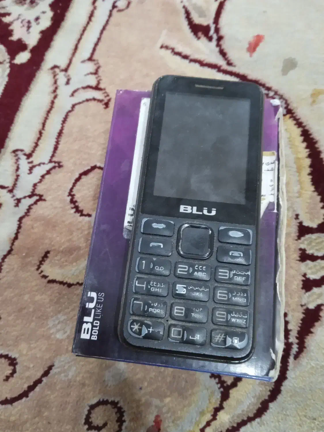 گوشی دکمه ای بلو|موبایل|میبد, |دیوار