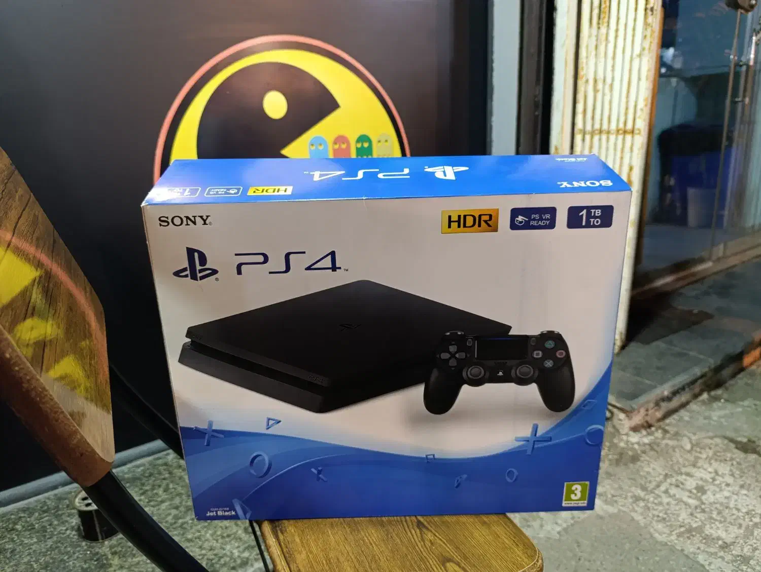 کنسول PS4 کپی خور 2 دسته همراه بازی|کنسول، بازی ویدئویی و آنلاین|رشت, معلم|دیوار