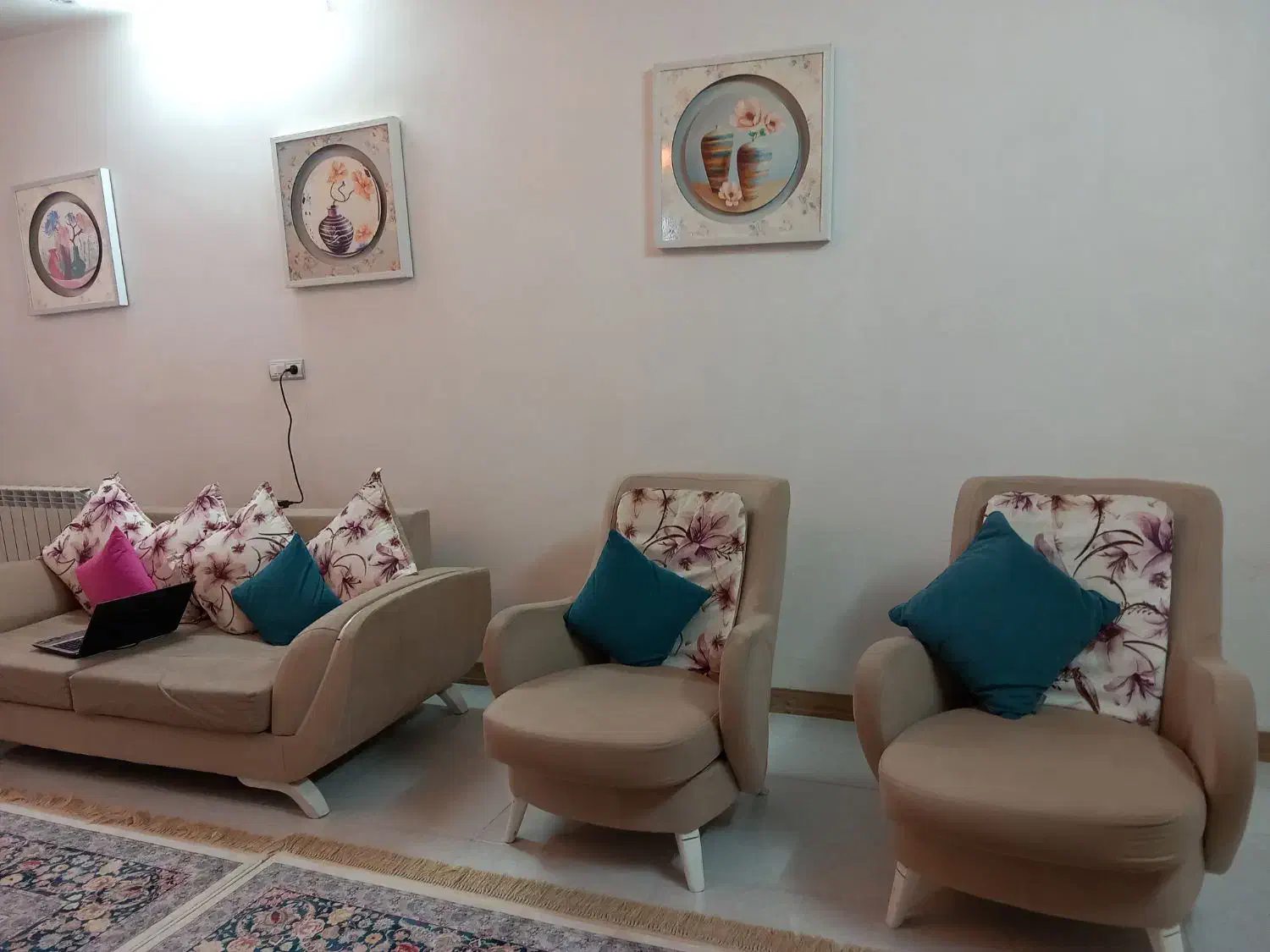 مبلمان راحتی|مبلمان خانگی و میز عسلی|زاهدان, |دیوار