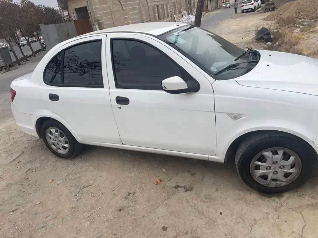 ساینا ۹۹|خودرو سواری و وانت|اراک, |دیوار