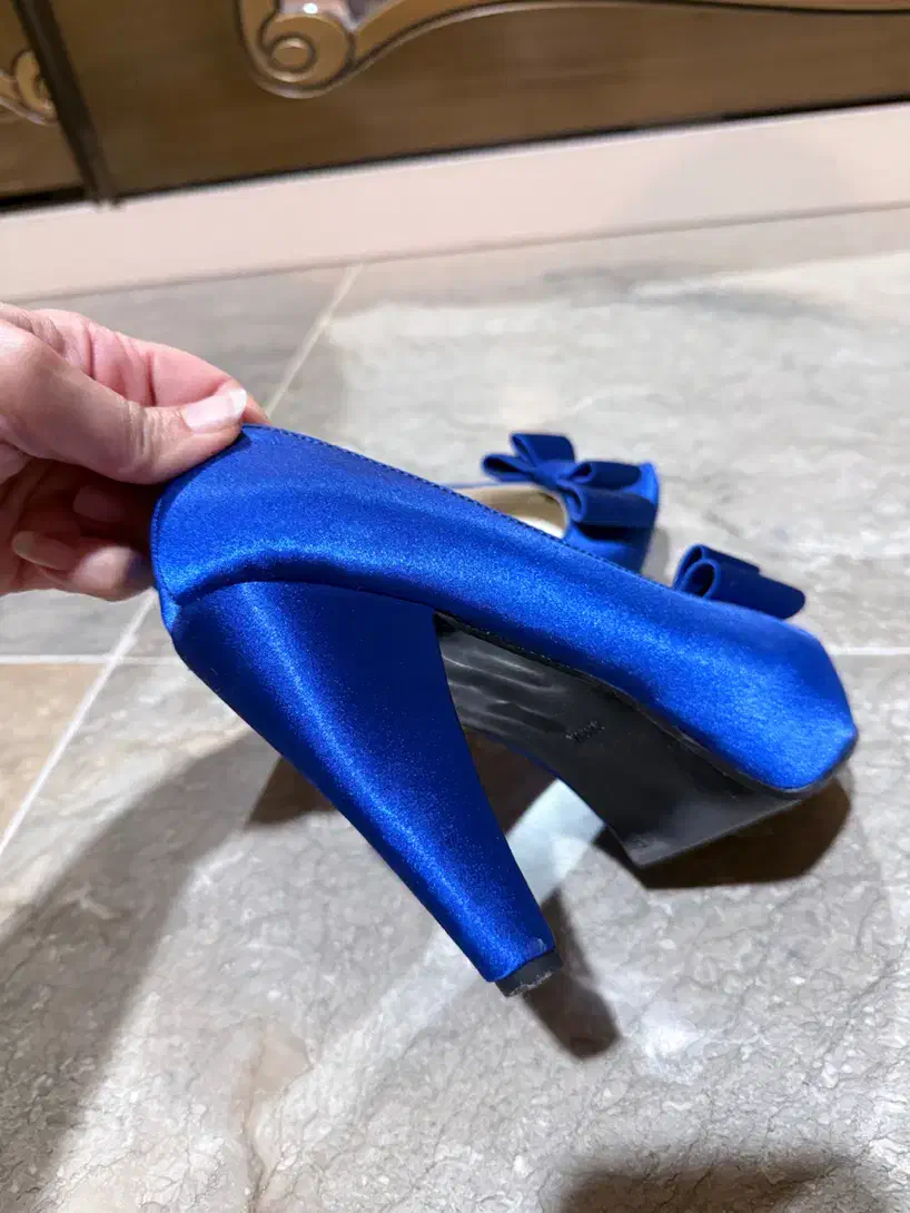 کفش مجلسی|کیف، کفش، کمربند|قم, صدوق|دیوار