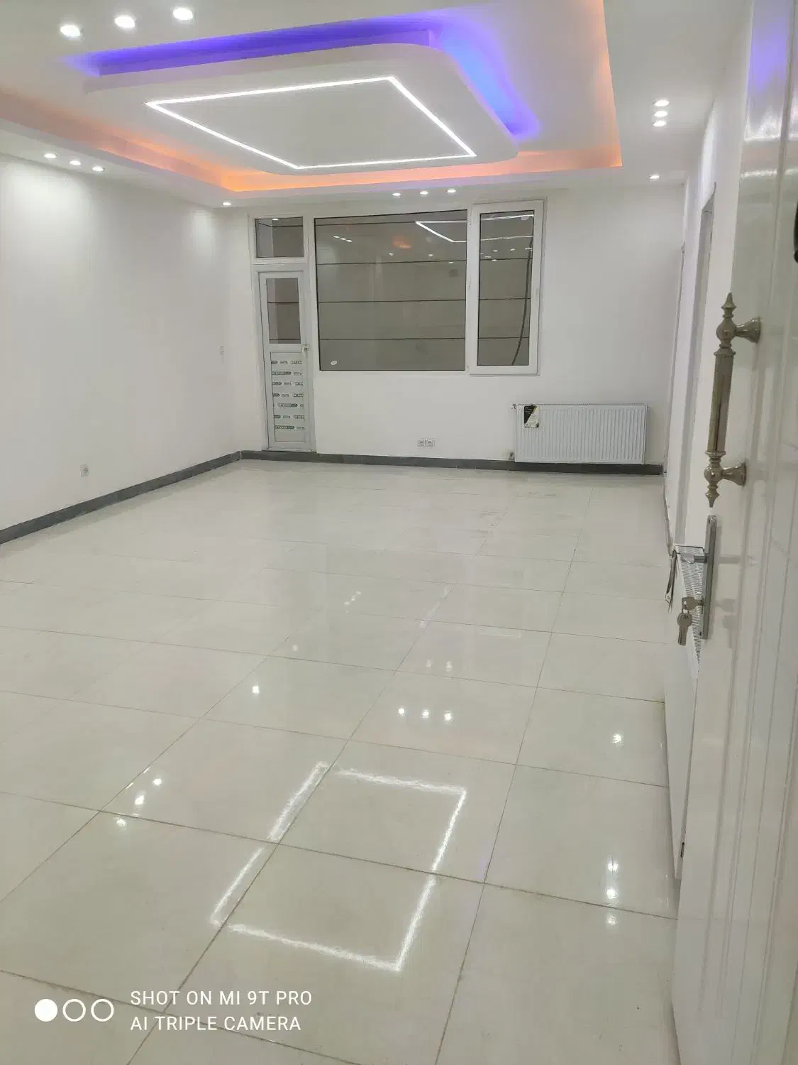 دوشان خانه پارکینگ دار جنوبی دوخواب عبور مجزا|فروش خانه و ویلا|سنندج, |دیوار