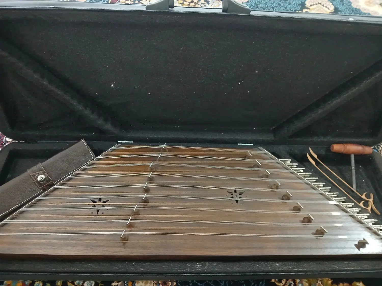 سنتور|سازهای سنتی|گرگان, |دیوار