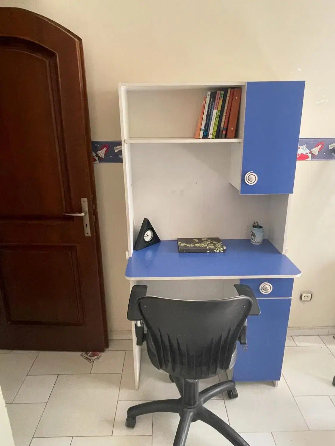 میز تحریر|میز تحریر و کامپیوتر|مشهد, هنرستان|دیوار