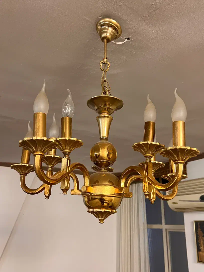 یک جفت لوستر|لوستر و چراغ آویز|آزادشهر, |دیوار