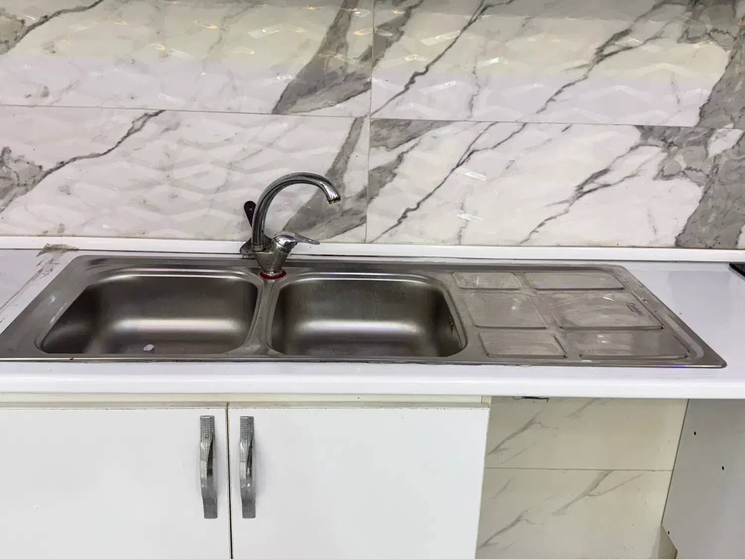 کابینت همراه با هود روکار و سینک و گاز ۵شعله|بوفه، ویترین، کنسول|رشت, نظری|دیوار