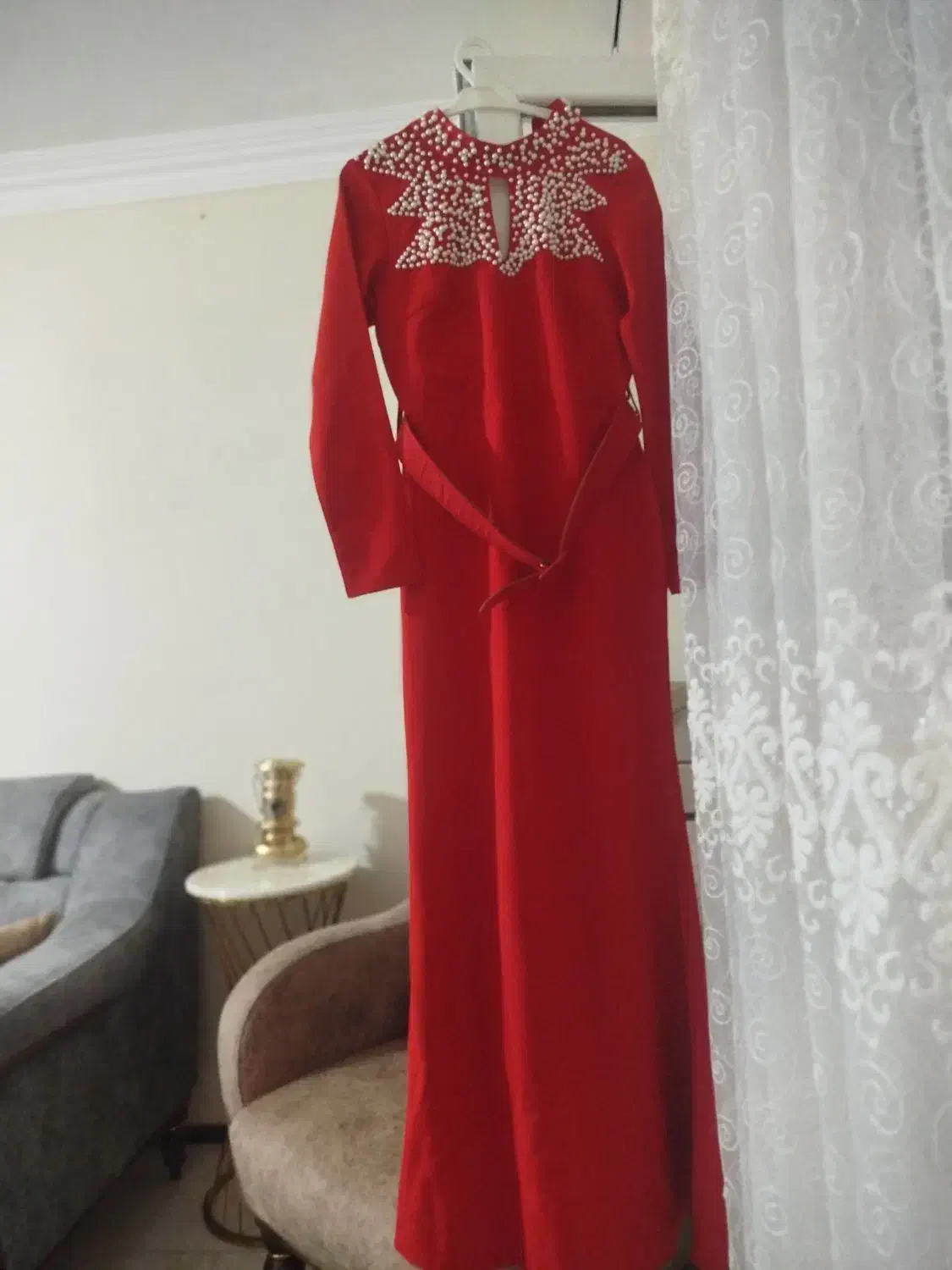 پیراهن مجلسی|لباس|پردیس, فاز ۲|دیوار