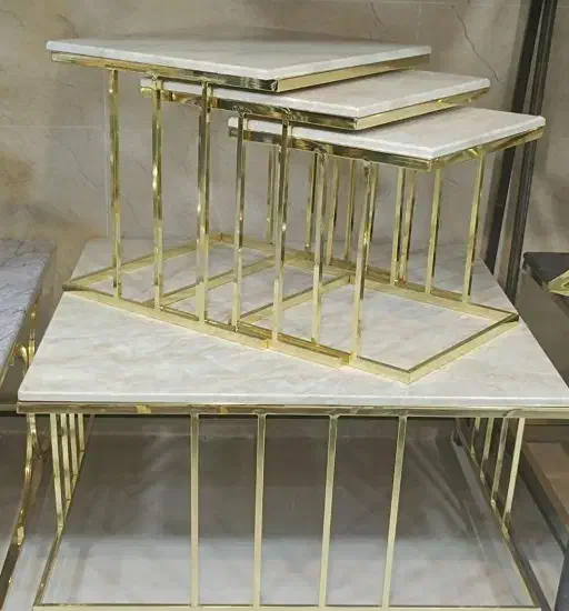 میز و سه عدد گل میز|مبلمان خانگی و میز عسلی|شیراز, شهرک پرواز|دیوار