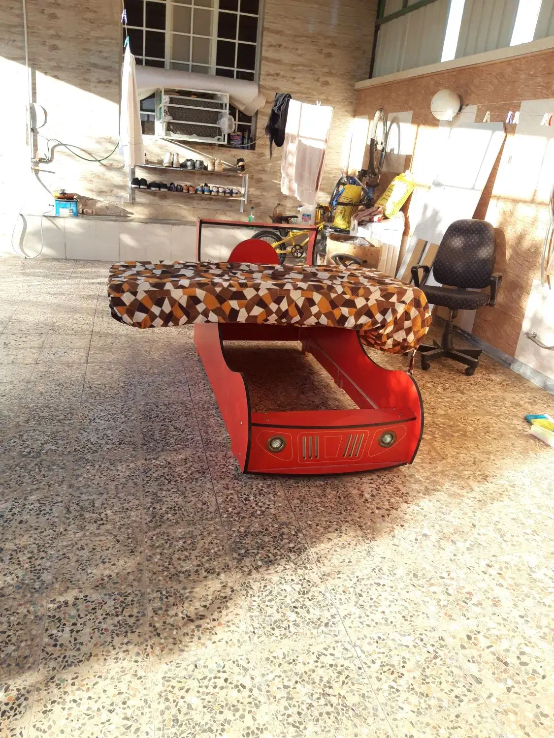 تخت خواب|تخت و صندلی بچه|لالی, |دیوار